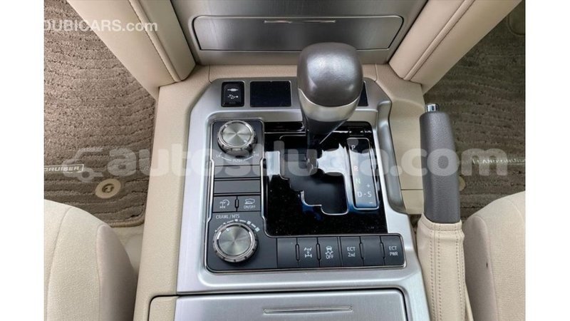 Big with watermark toyota land cruiser anse la raye import dubai 3071