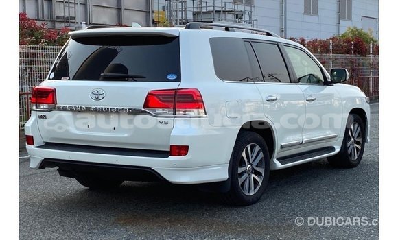 Buy Import Toyota Land Cruiser White Car in Import - Dubai in Anse-la-Raye Buy Import Toyota Land Cruiser White Car in Import - Dubai in Anse-la-Raye