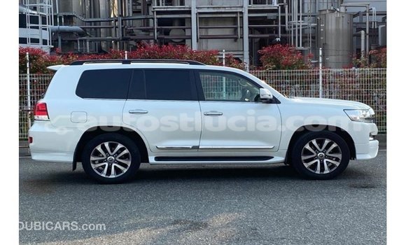 Buy Import Toyota Land Cruiser White Car in Import - Dubai in Anse-la-Raye Buy Import Toyota Land Cruiser White Car in Import - Dubai in Anse-la-Raye
