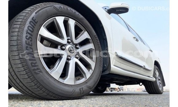 Buy Import Toyota Land Cruiser White Car in Import - Dubai in Anse-la-Raye Buy Import Toyota Land Cruiser White Car in Import - Dubai in Anse-la-Raye