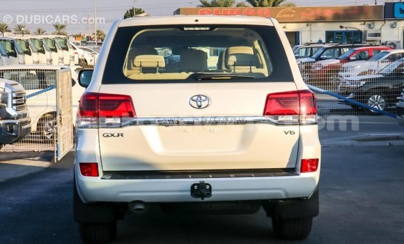 Buy Import Toyota Land Cruiser White Car in Import - Dubai in Anse-la-Raye Buy Import Toyota Land Cruiser White Car in Import - Dubai in Anse-la-Raye