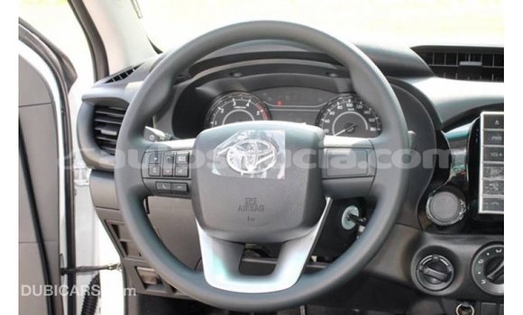 Buy Import Toyota Hilux White Car in Import - Dubai in Anse-la-Raye Buy Import Toyota Hilux White Car in Import - Dubai in Anse-la-Raye