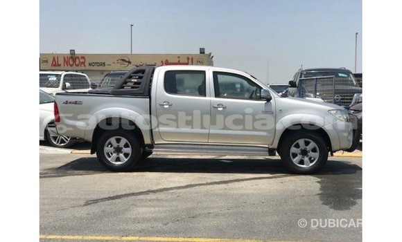 Buy Import Toyota Hilux Other Car in Import - Dubai in Anse-la-Raye Buy Import Toyota Hilux Other Car in Import - Dubai in Anse-la-Raye