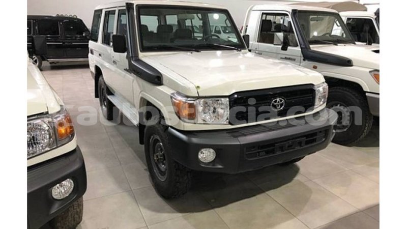 Big with watermark toyota land cruiser anse la raye import dubai 3093