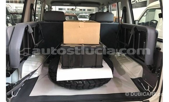Buy Import Toyota Land Cruiser White Car in Import - Dubai in Anse-la-Raye Buy Import Toyota Land Cruiser White Car in Import - Dubai in Anse-la-Raye