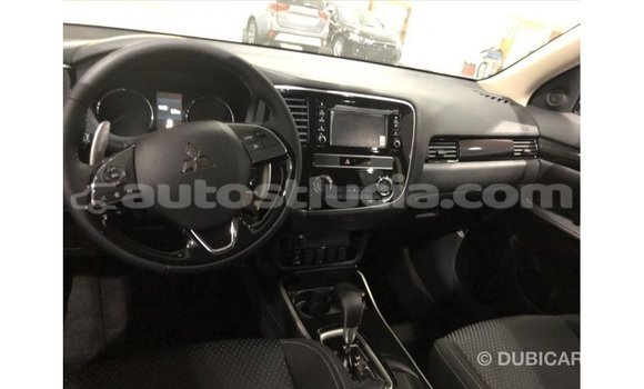 Acheter Import Voiture Mitsubishi Outlander Noir à Import - Dubai, Anse-la-Raye Acheter Import Voiture Mitsubishi Outlander Noir à Import - Dubai, Anse-la-Raye