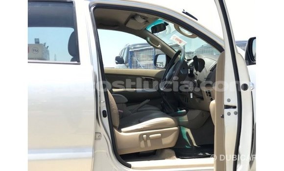 Buy Import Toyota Hilux Other Car in Import - Dubai in Anse-la-Raye Buy Import Toyota Hilux Other Car in Import - Dubai in Anse-la-Raye