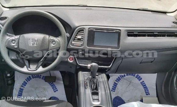 Buy Import Honda C White Bike in Import - Dubai in Anse-la-Raye Buy Import Honda C White Bike in Import - Dubai in Anse-la-Raye