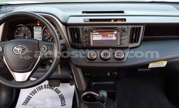 Buy Import Toyota HiAce White Truck in Import - Dubai in Anse-la-Raye Buy Import Toyota HiAce White Truck in Import - Dubai in Anse-la-Raye