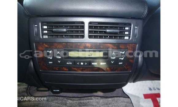 Buy Import Toyota Land Cruiser White Car in Import - Dubai in Anse-la-Raye Buy Import Toyota Land Cruiser White Car in Import - Dubai in Anse-la-Raye