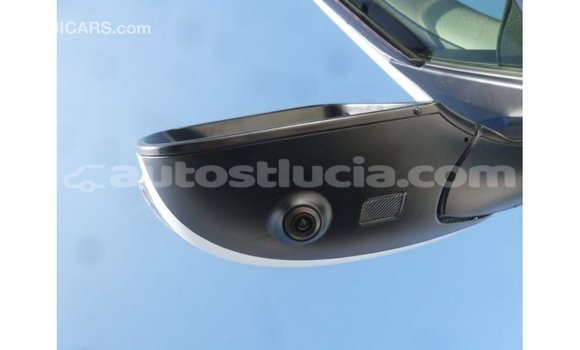 Buy Import Toyota Land Cruiser White Car in Import - Dubai in Anse-la-Raye Buy Import Toyota Land Cruiser White Car in Import - Dubai in Anse-la-Raye