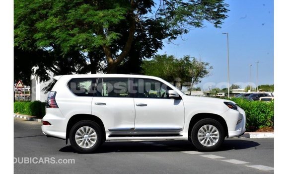 Acheter Import Voiture Lexus GX Blanc à Import - Dubai, Anse-la-Raye Acheter Import Voiture Lexus GX Blanc à Import - Dubai, Anse-la-Raye