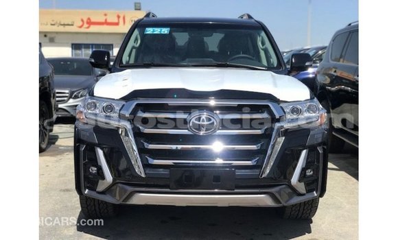 Buy Import Toyota Land Cruiser Black Car in Import - Dubai in Anse-la-Raye Buy Import Toyota Land Cruiser Black Car in Import - Dubai in Anse-la-Raye