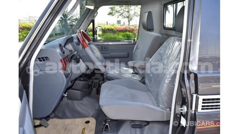 Big with watermark toyota land cruiser anse la raye import dubai 3127
