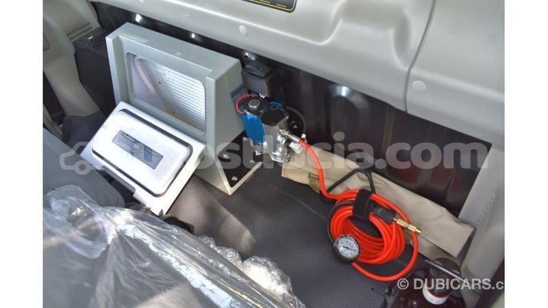 Big with watermark toyota land cruiser anse la raye import dubai 3127