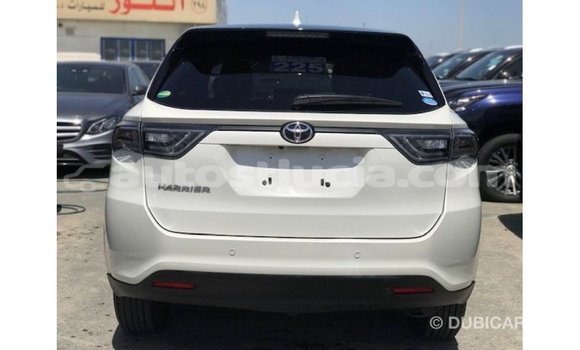 Acheter Import Voiture Toyota Harrier Blanc à Import - Dubai, Anse-la-Raye Acheter Import Voiture Toyota Harrier Blanc à Import - Dubai, Anse-la-Raye