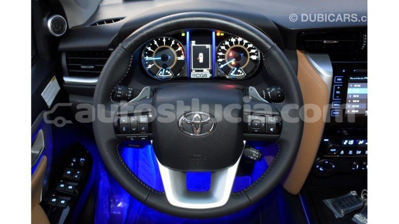 Big with watermark toyota fortuner anse la raye import dubai 3149