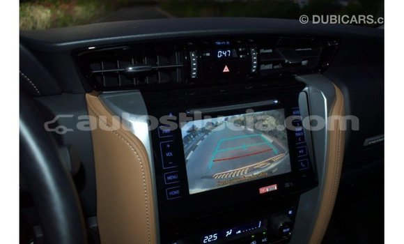 Acheter Import Voiture Toyota Fortuner Noir à Import - Dubai, Anse-la-Raye Acheter Import Voiture Toyota Fortuner Noir à Import - Dubai, Anse-la-Raye