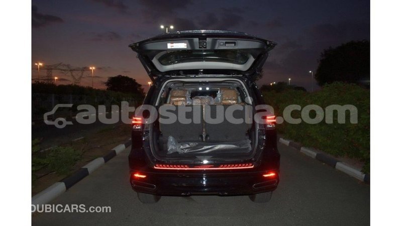 Big with watermark toyota fortuner anse la raye import dubai 3149