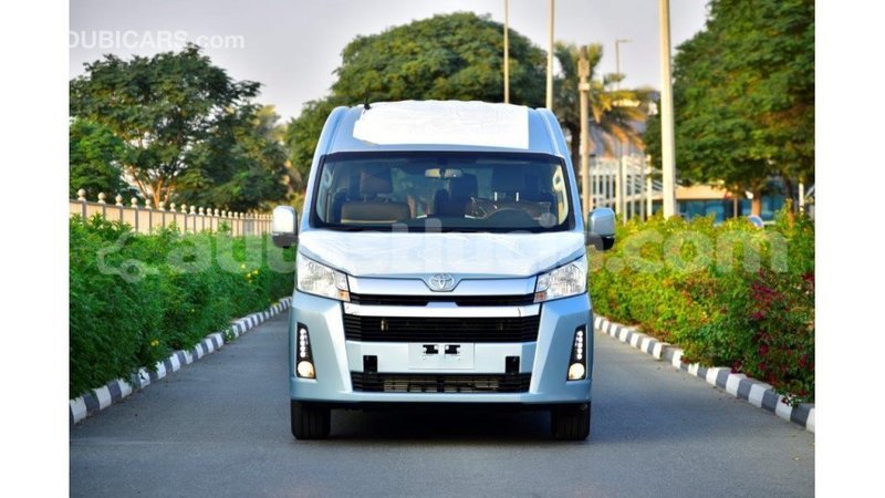 Big with watermark toyota hiace anse la raye import dubai 3151