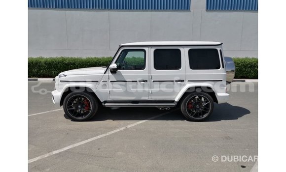 Buy Import Mercedes-Benz 190 (W201) White Car in Import - Dubai in Anse-la-Raye Buy Import Mercedes-Benz 190 (W201) White Car in Import - Dubai in Anse-la-Raye