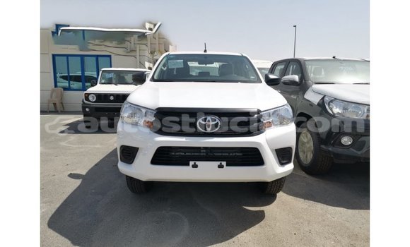 Buy Import Toyota Hilux White Car in Import - Dubai in Anse-la-Raye Buy Import Toyota Hilux White Car in Import - Dubai in Anse-la-Raye