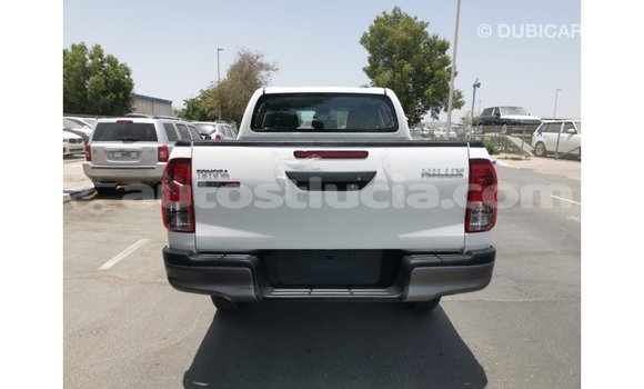 Buy Import Toyota Hilux White Car in Import - Dubai in Anse-la-Raye Buy Import Toyota Hilux White Car in Import - Dubai in Anse-la-Raye