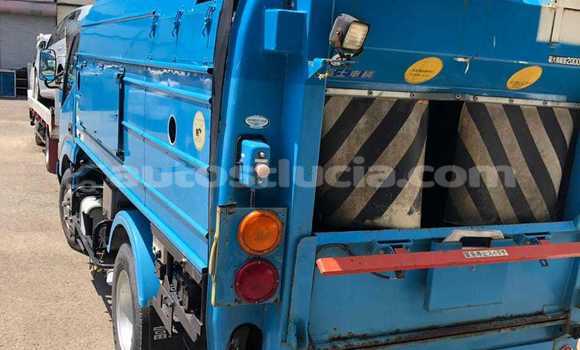Buy Used Toyota Dyna Blue Truck in Import - Dubai in Anse-la-Raye Buy Used Toyota Dyna Blue Truck in Import - Dubai in Anse-la-Raye