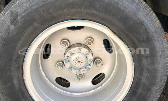 Buy Used Toyota Dyna Blue Truck in Import - Dubai in Anse-la-Raye Buy Used Toyota Dyna Blue Truck in Import - Dubai in Anse-la-Raye