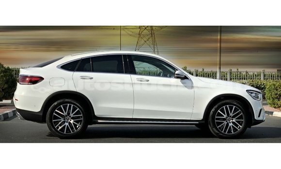 Buy Import Mercedes-Benz GLC White Car in Import - Dubai in Anse-la-Raye Buy Import Mercedes-Benz GLC White Car in Import - Dubai in Anse-la-Raye