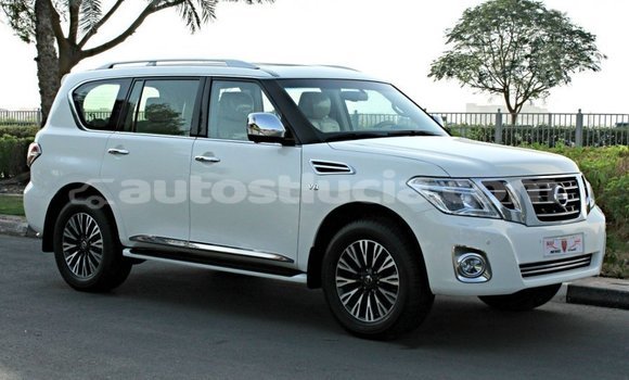 Buy Import Nissan Patrol White Car in Import - Dubai in Anse-la-Raye