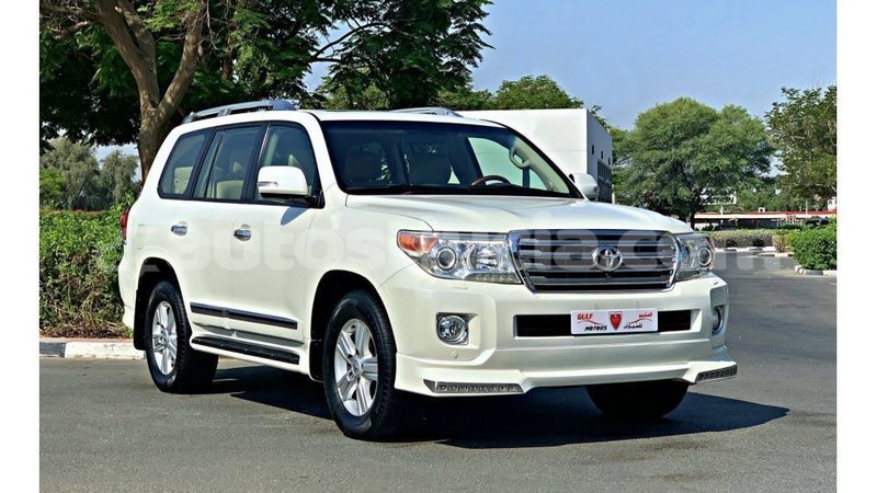 Big with watermark toyota land cruiser anse la raye import dubai 3186
