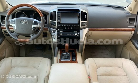 Buy Import Toyota Land Cruiser White Car in Import - Dubai in Anse-la-Raye Buy Import Toyota Land Cruiser White Car in Import - Dubai in Anse-la-Raye
