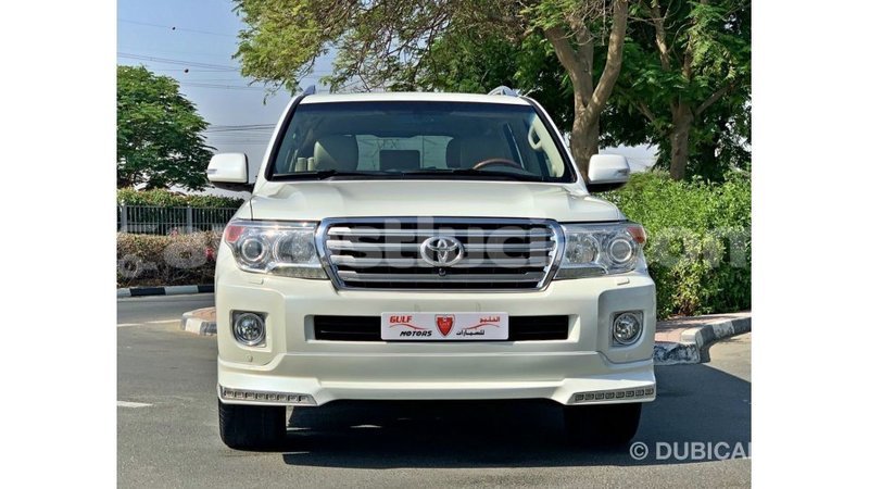 Big with watermark toyota land cruiser anse la raye import dubai 3186