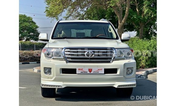 Buy Import Toyota Land Cruiser White Car in Import - Dubai in Anse-la-Raye Buy Import Toyota Land Cruiser White Car in Import - Dubai in Anse-la-Raye