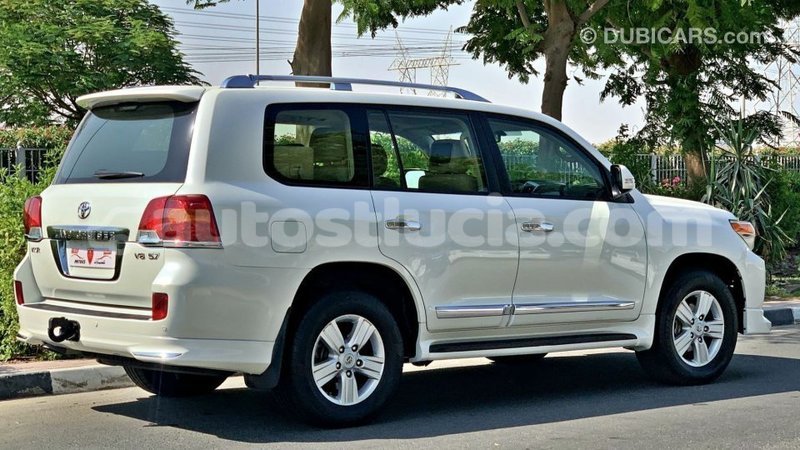 Big with watermark toyota land cruiser anse la raye import dubai 3186
