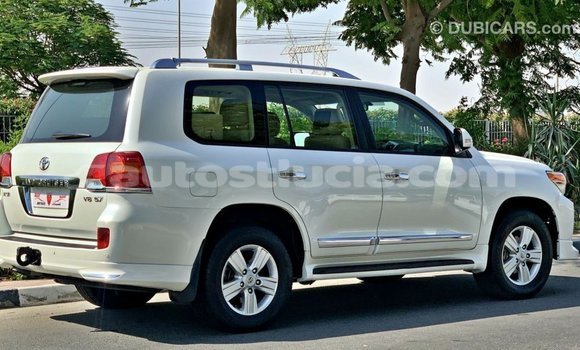 Buy Import Toyota Land Cruiser White Car in Import - Dubai in Anse-la-Raye Buy Import Toyota Land Cruiser White Car in Import - Dubai in Anse-la-Raye