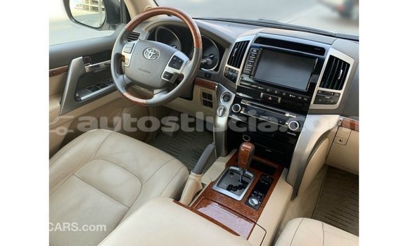 Buy Import Toyota Land Cruiser White Car in Import - Dubai in Anse-la-Raye Buy Import Toyota Land Cruiser White Car in Import - Dubai in Anse-la-Raye