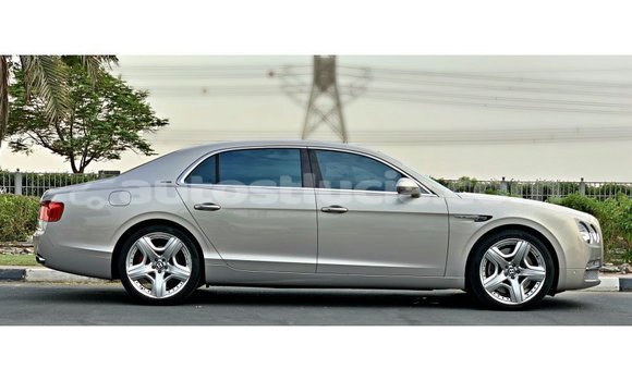 Buy Import Bentley Flying Spur Other Car in Import - Dubai in Anse-la-Raye Buy Import Bentley Flying Spur Other Car in Import - Dubai in Anse-la-Raye