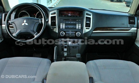 Buy Import Mitsubishi Pajero Brown Car in Import - Dubai in Anse-la-Raye Buy Import Mitsubishi Pajero Brown Car in Import - Dubai in Anse-la-Raye