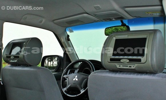 Buy Import Mitsubishi Pajero Brown Car in Import - Dubai in Anse-la-Raye Buy Import Mitsubishi Pajero Brown Car in Import - Dubai in Anse-la-Raye