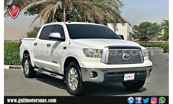 Buy Import Toyota Tundra White Car in Import - Dubai in Anse-la-Raye