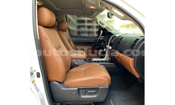 Buy Import Toyota Tundra White Car in Import - Dubai in Anse-la-Raye Buy Import Toyota Tundra White Car in Import - Dubai in Anse-la-Raye