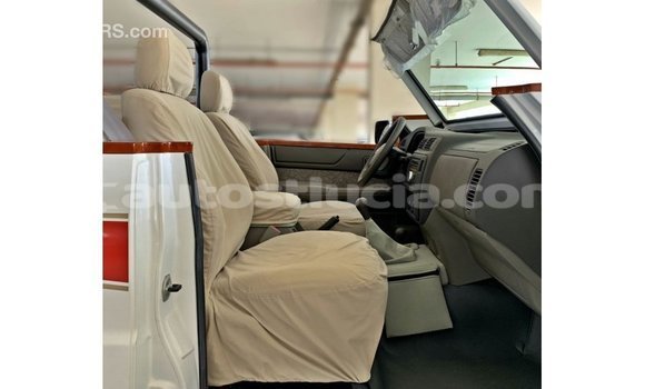Buy Import Nissan Patrol White Car in Import - Dubai in Anse-la-Raye Buy Import Nissan Patrol White Car in Import - Dubai in Anse-la-Raye