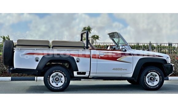 Buy Import Nissan Patrol White Car in Import - Dubai in Anse-la-Raye Buy Import Nissan Patrol White Car in Import - Dubai in Anse-la-Raye