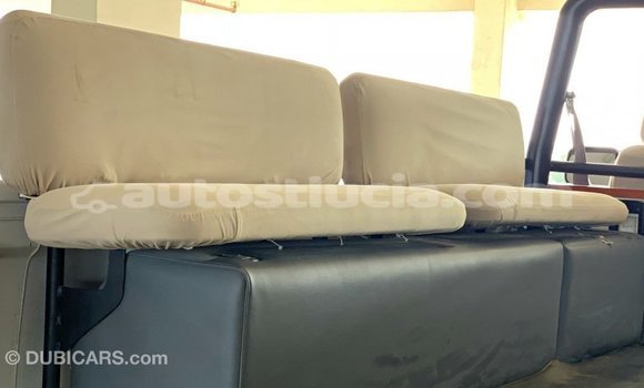 Buy Import Nissan Patrol White Car in Import - Dubai in Anse-la-Raye Buy Import Nissan Patrol White Car in Import - Dubai in Anse-la-Raye