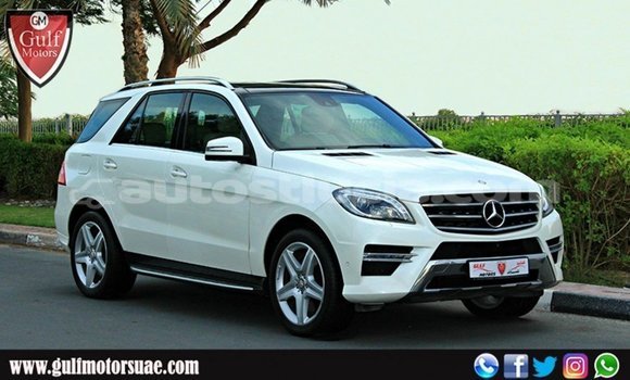 Buy Import Mercedes-Benz 190 (W201) White Car in Import - Dubai in Anse-la-Raye