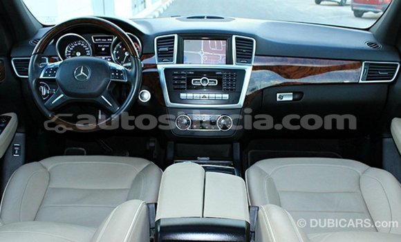 Buy Import Mercedes-Benz 190 (W201) White Car in Import - Dubai in Anse-la-Raye Buy Import Mercedes-Benz 190 (W201) White Car in Import - Dubai in Anse-la-Raye