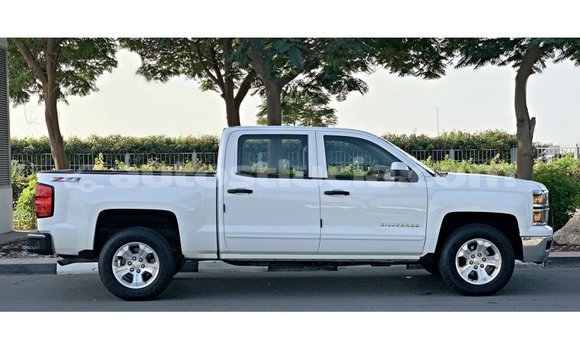 Buy Import Chevrolet Silverado White Car in Import - Dubai in Anse-la-Raye Buy Import Chevrolet Silverado White Car in Import - Dubai in Anse-la-Raye