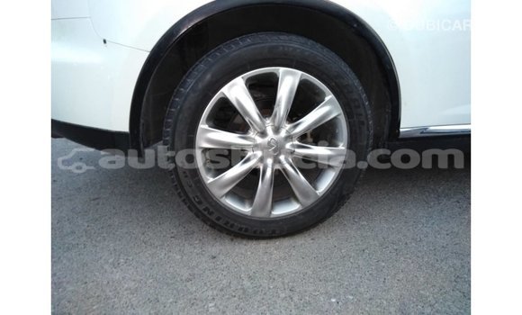 Buy Import Infiniti FX White Car in Import - Dubai in Anse-la-Raye
